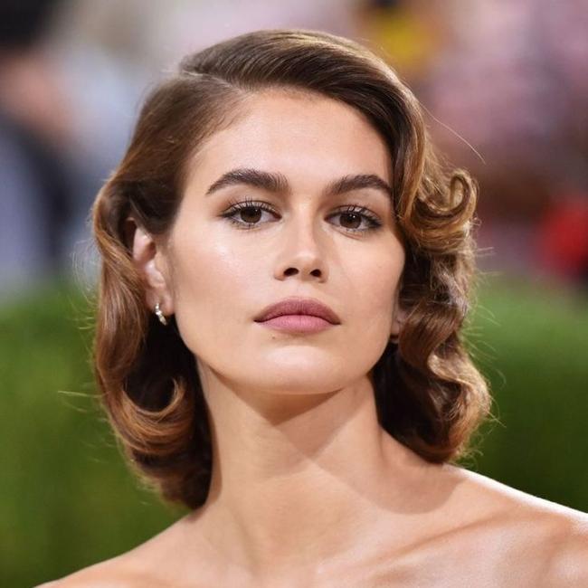 Kaia Gerber con viejas olas de Hollywood